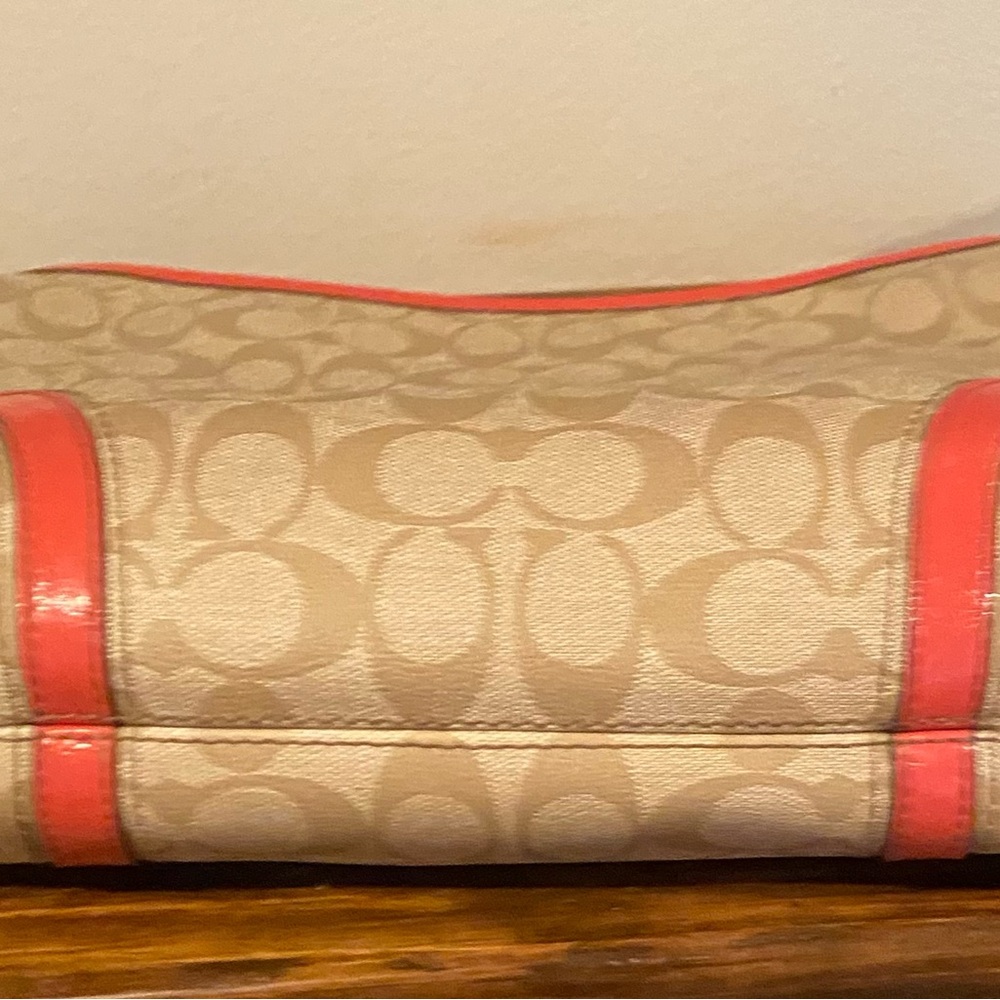 Coach Signature Canvas Shoulder Bag in Khaki with Coral Trim NO SHOULDER STRAP!! - Picture 3 of 7